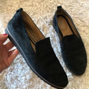 Franco Sarto Hadrea laser cut perforated detail loafers slip-on women’s size 6.5